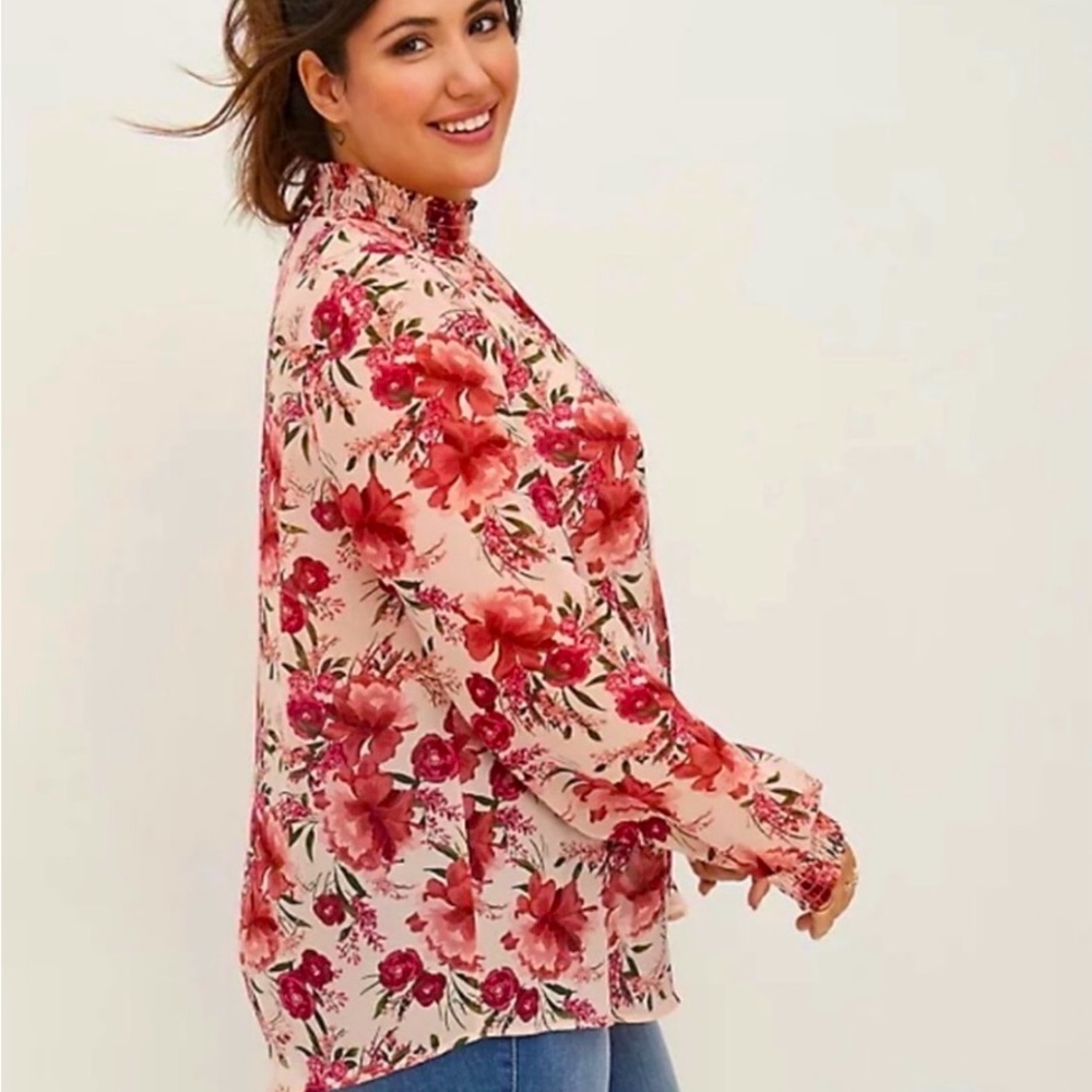 Torrid Sheer Floral Chiffon Long Sleeve Blouse Size 4X